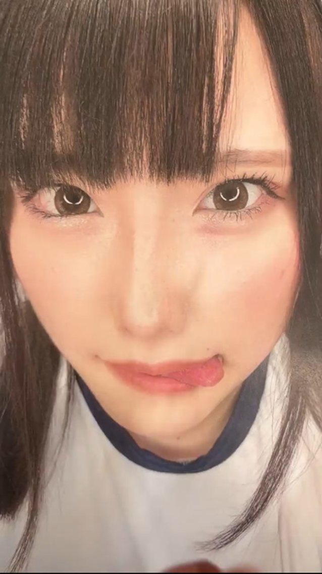 japense big eyes bangs