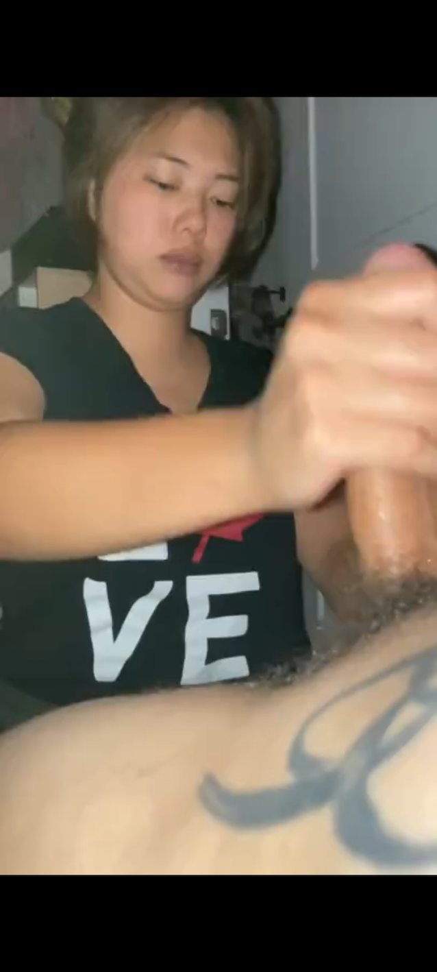amateur asian handjob