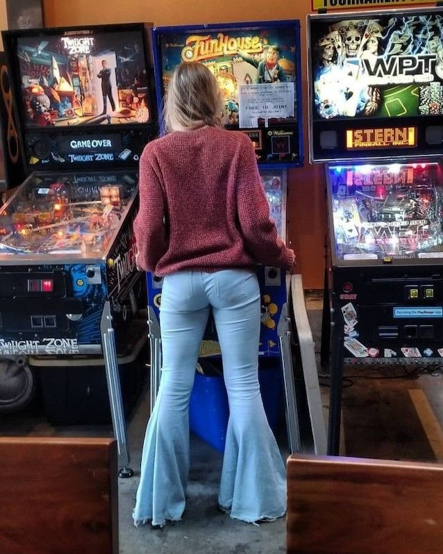 ass, jeans, blonde, gamer, tall