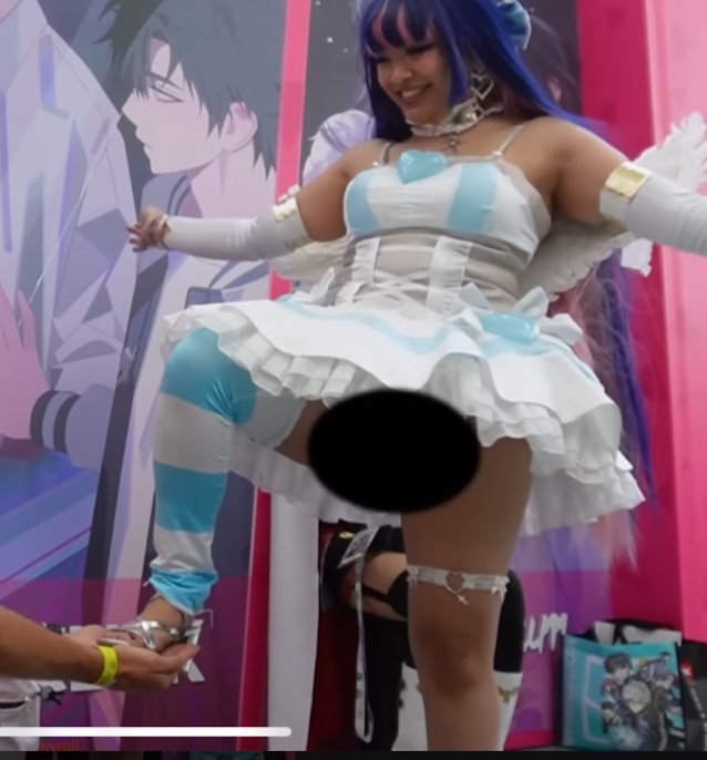 cosplay, thicc, tease, panty flash, fatass