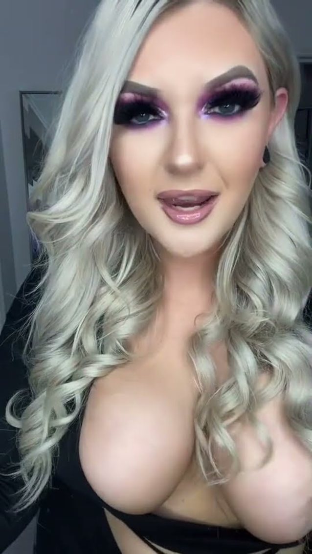 blonde, tiktok, chubby, milf, sexy