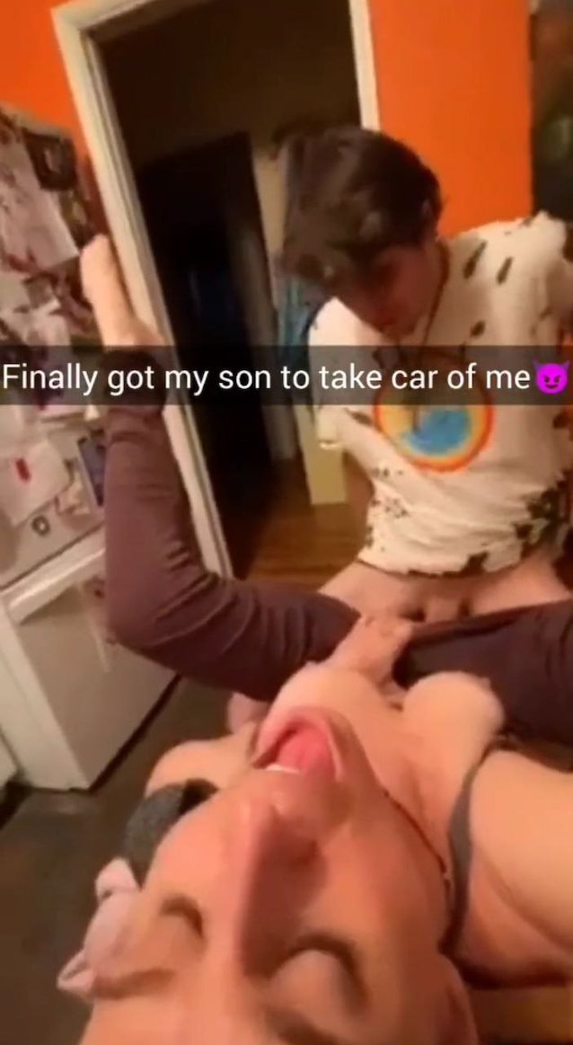 roleplay incest mom