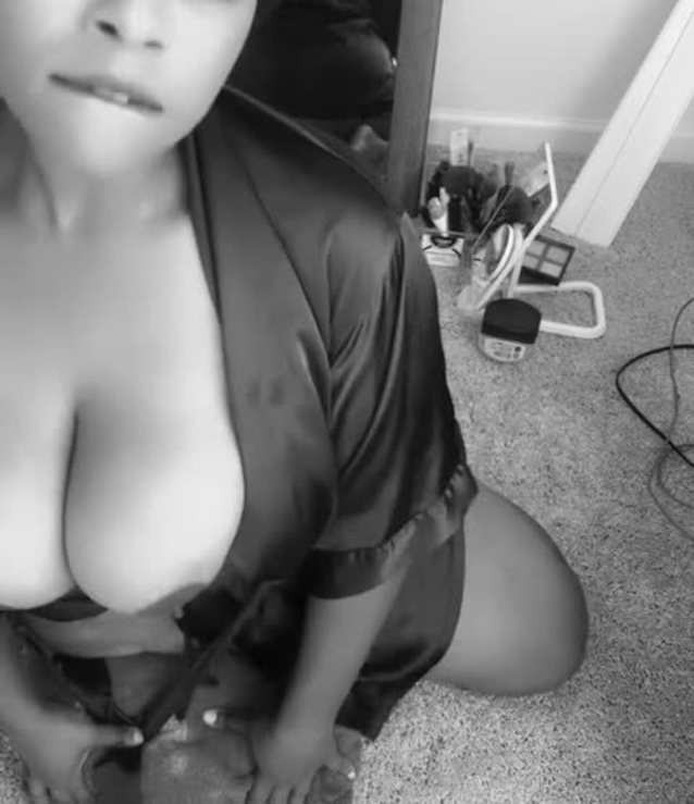 amateur, ebony, big tits, lightskinned, milf