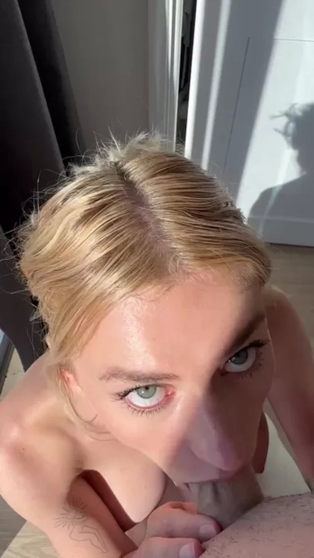 deepthroat blowjob gag