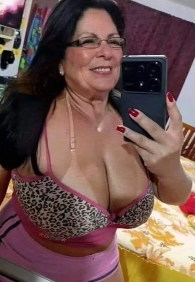 milf, boobs, bigboobs