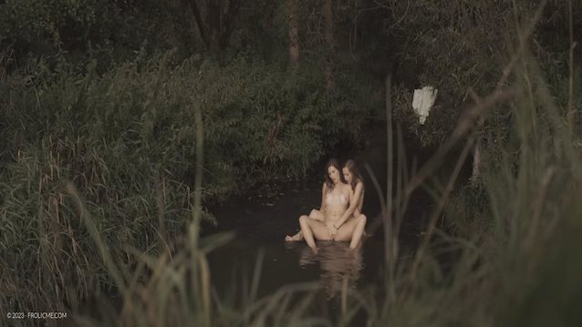 outdoor lesbian masturbation