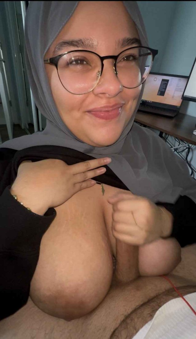 muslim, glasses, big tits, hijab, cute