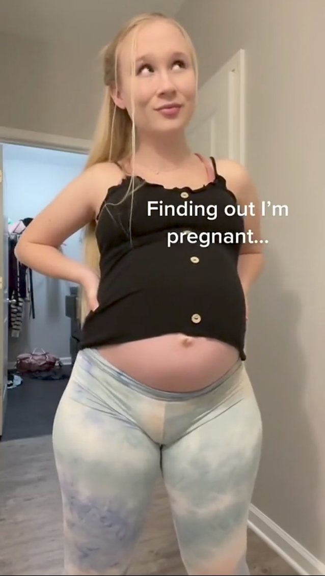 pregnant, preggo, thick, blonde, leggings