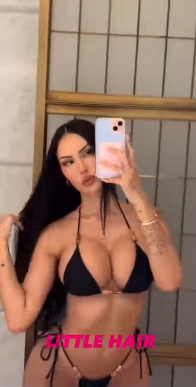 model, tiktoker, big tits