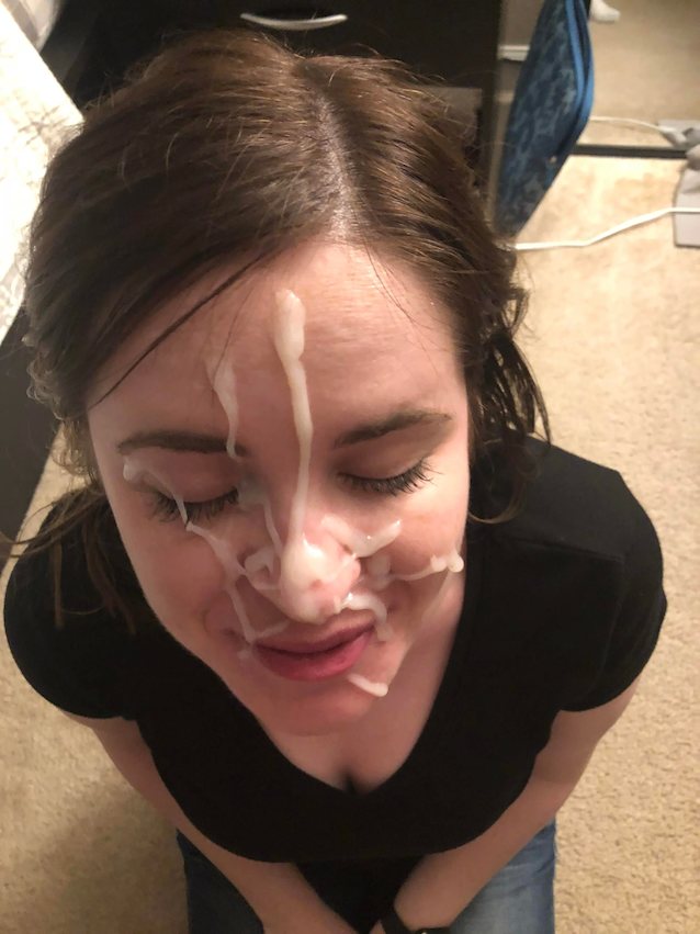 brunette, facial, smiling, on her knees, cumshot