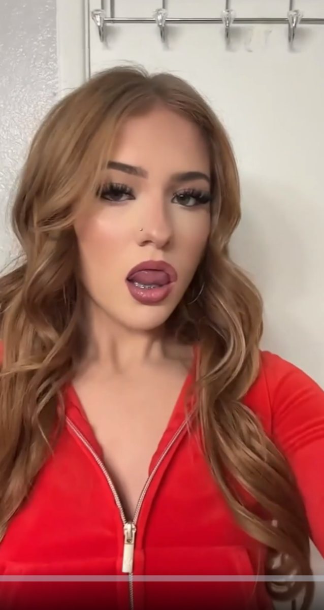blonde tiktok tiktoker