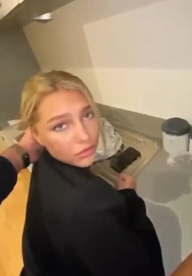 blonde, pawg, british, kitchen, phone