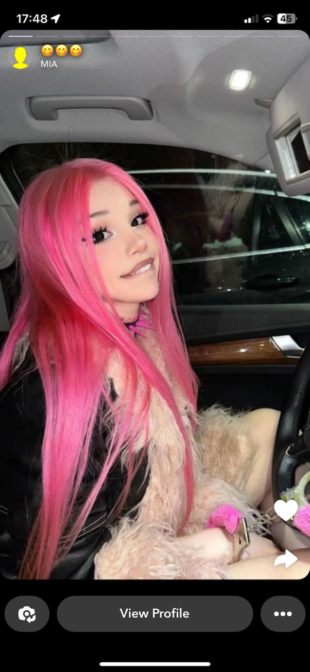 pink hair, teen, onlyfans, cute