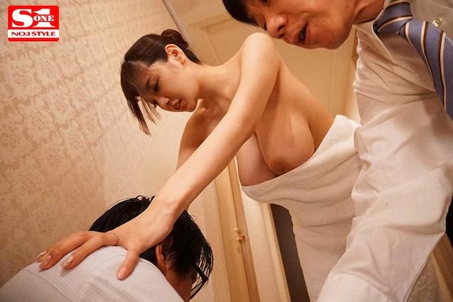 rara anzai towel big boobs