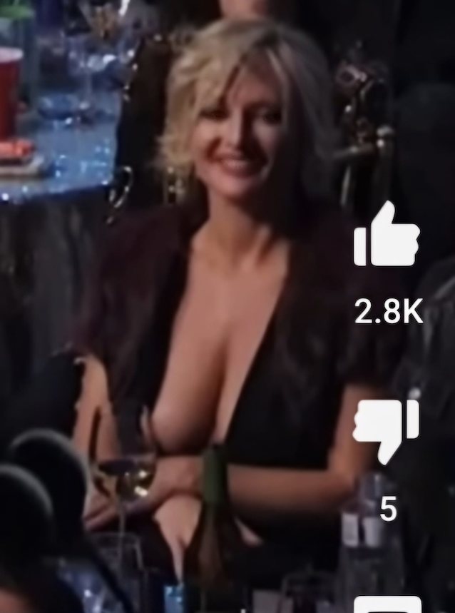 big tits, cleavage, blonde