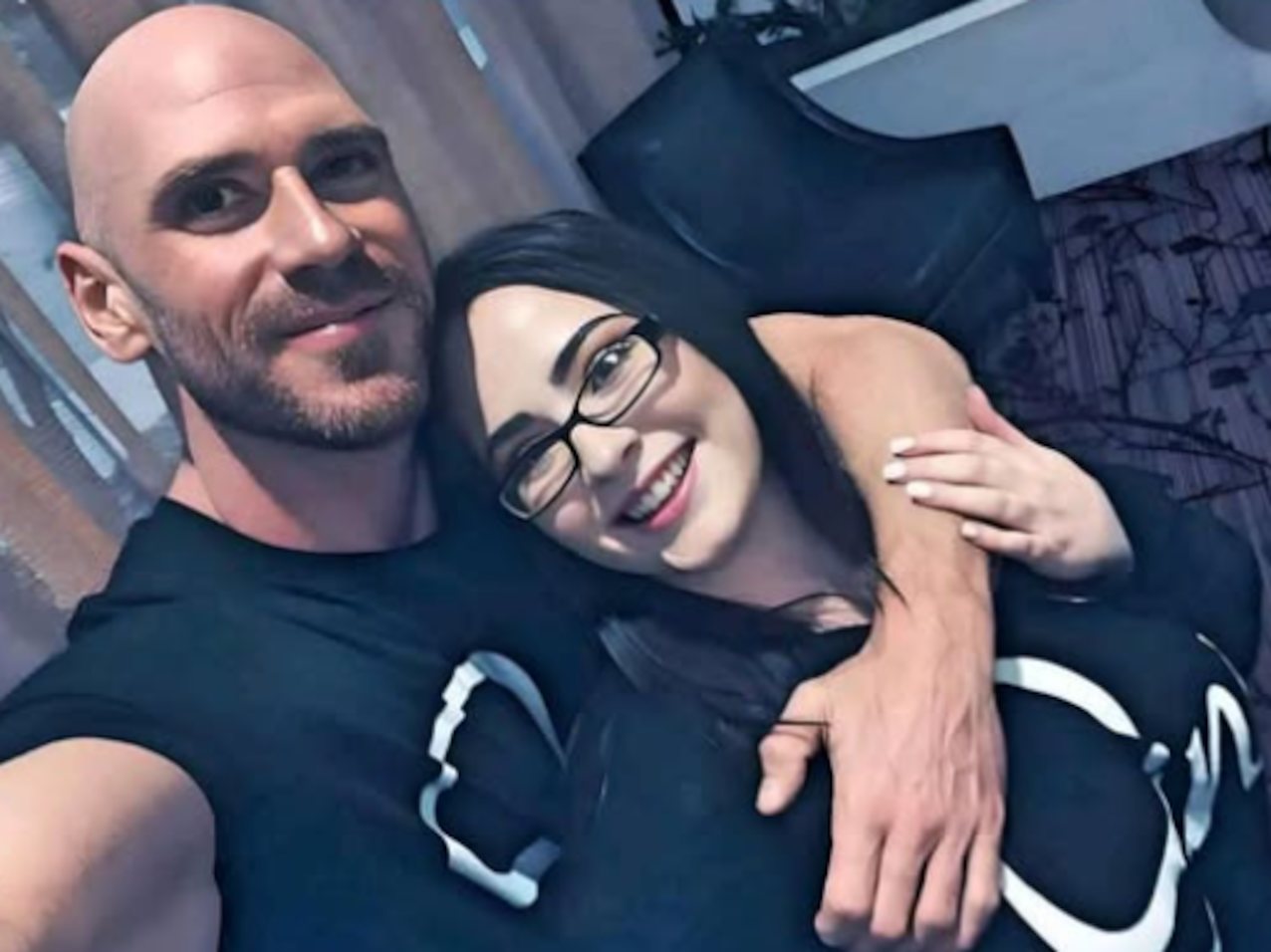 glass johnny sins