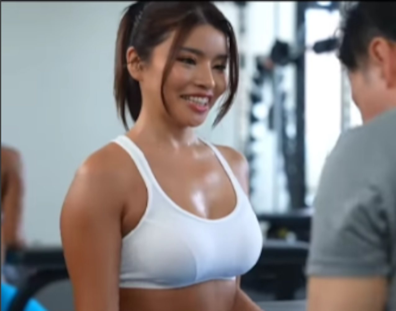 jap brunette bigtits
