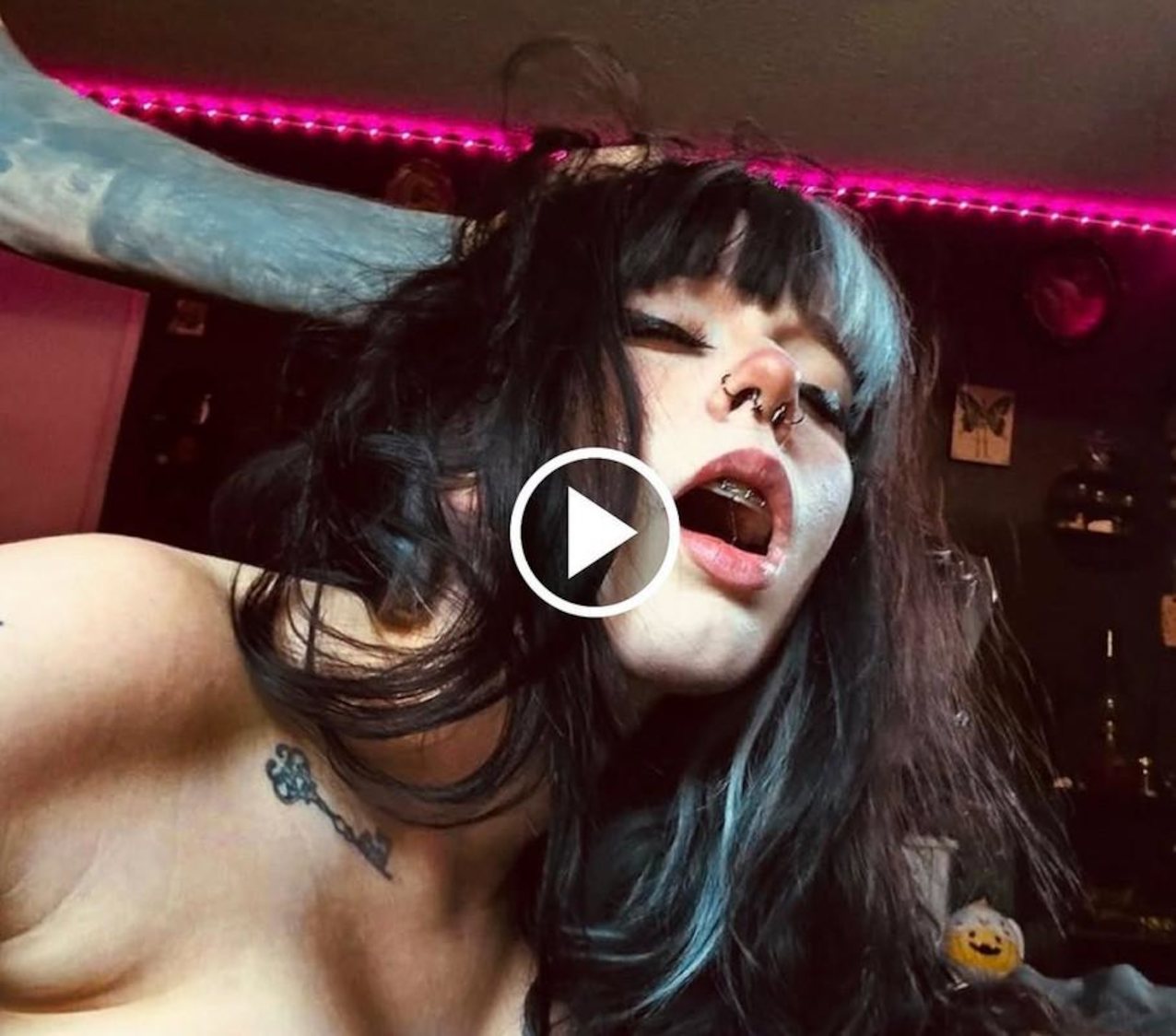 goth doggy style hair pulling