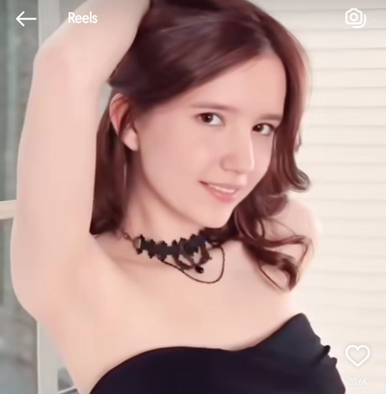 brunette teen beauty