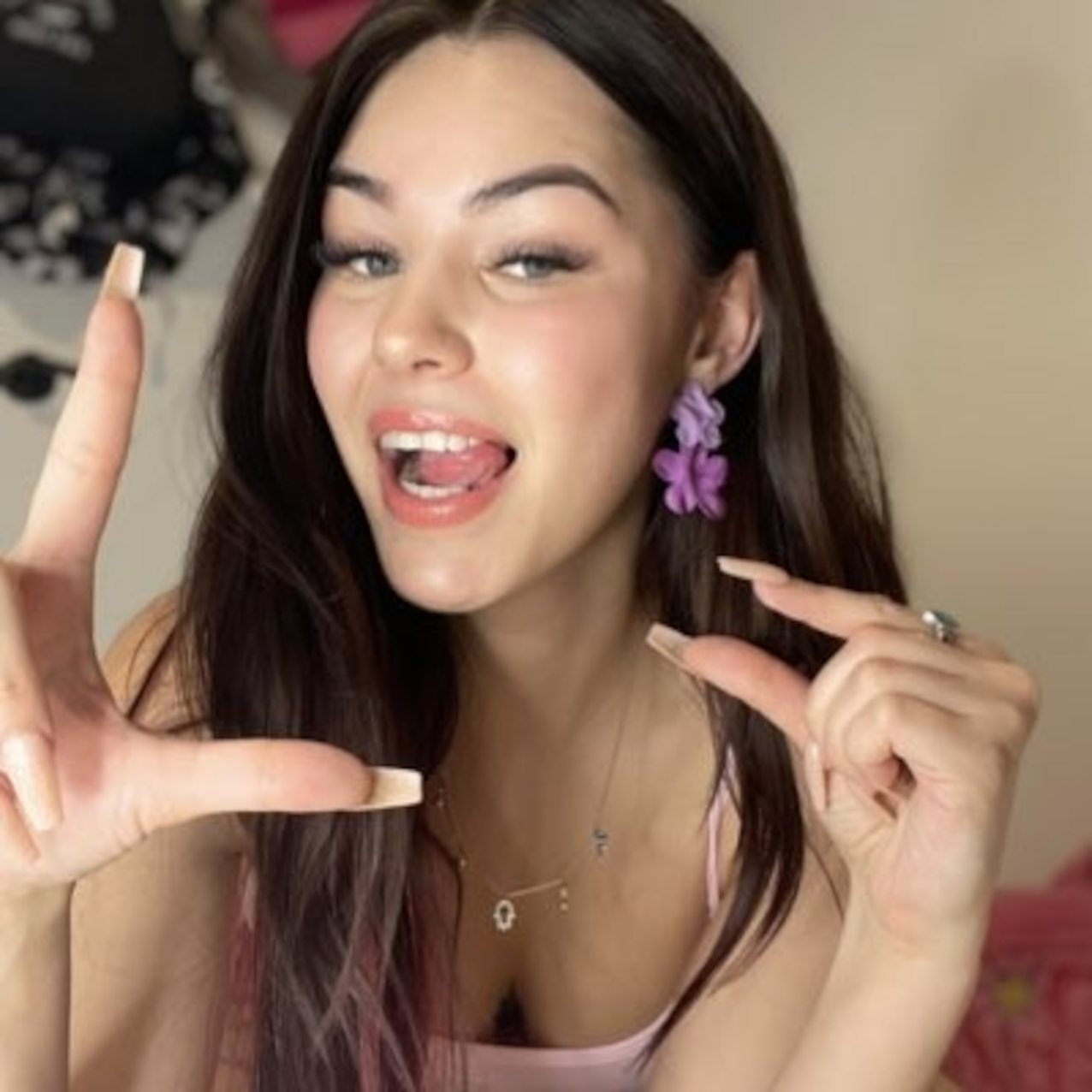 camgirl model fetish