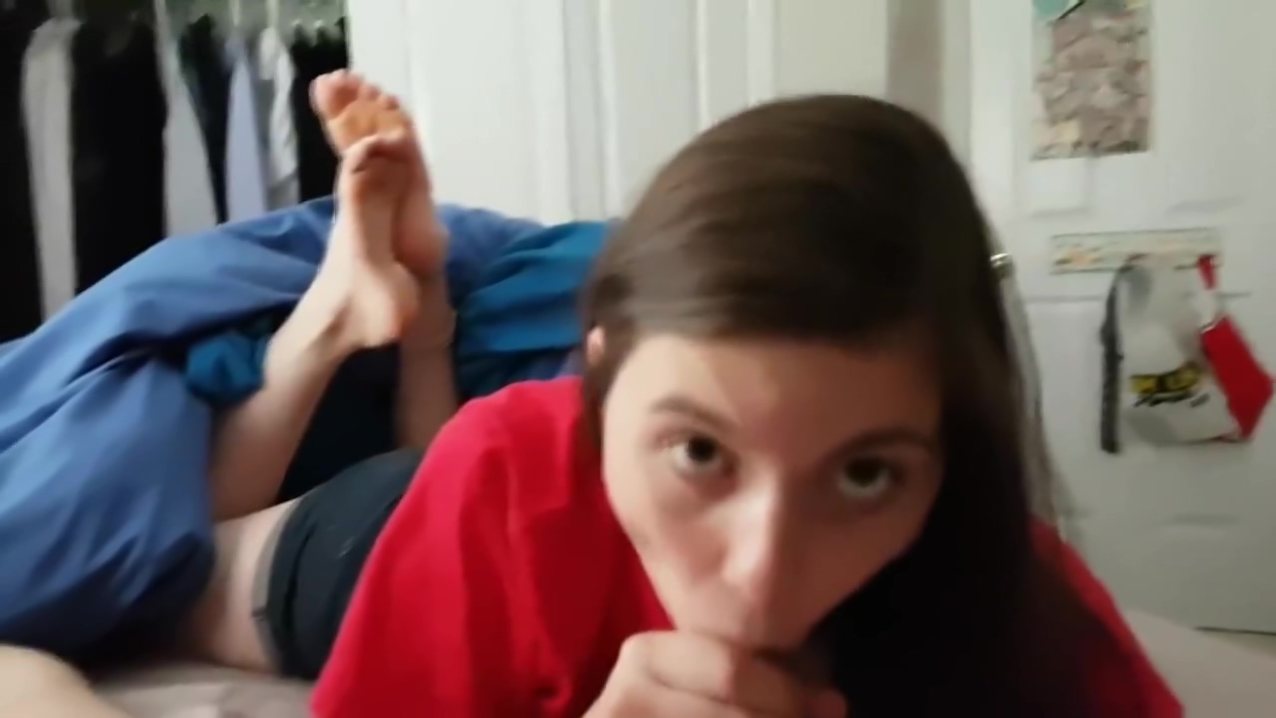 red shirt blowjob girlfriend