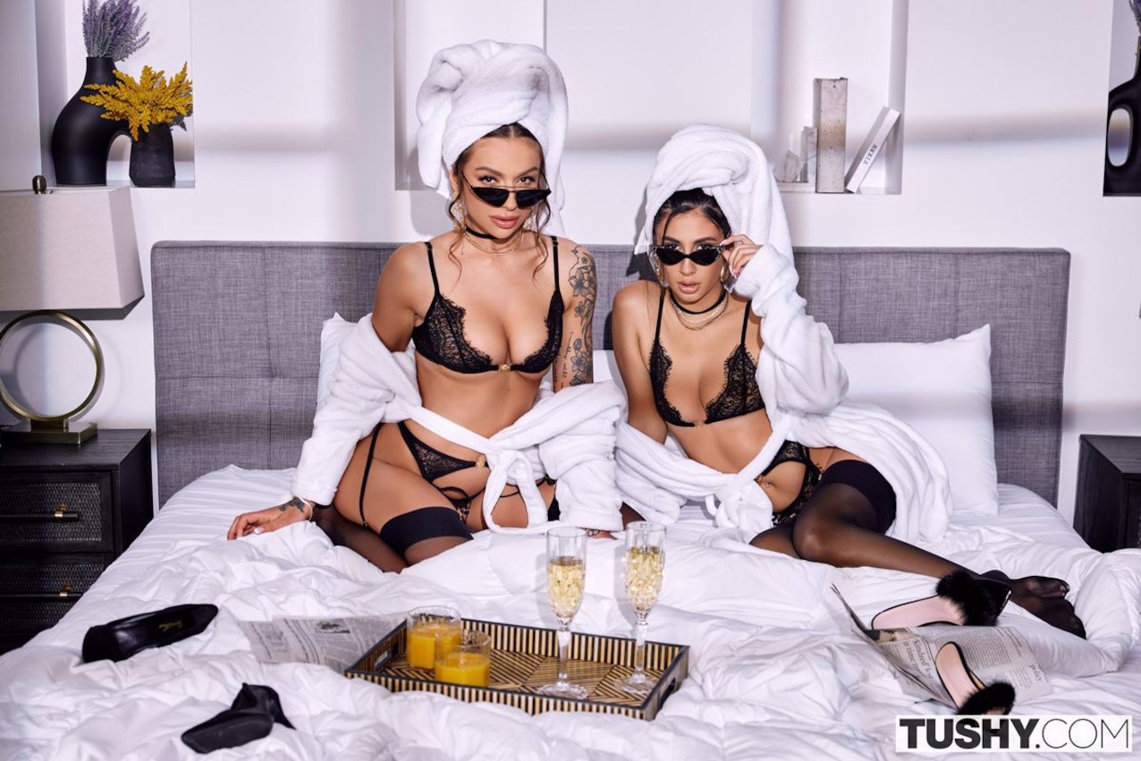 tushy bikini towel