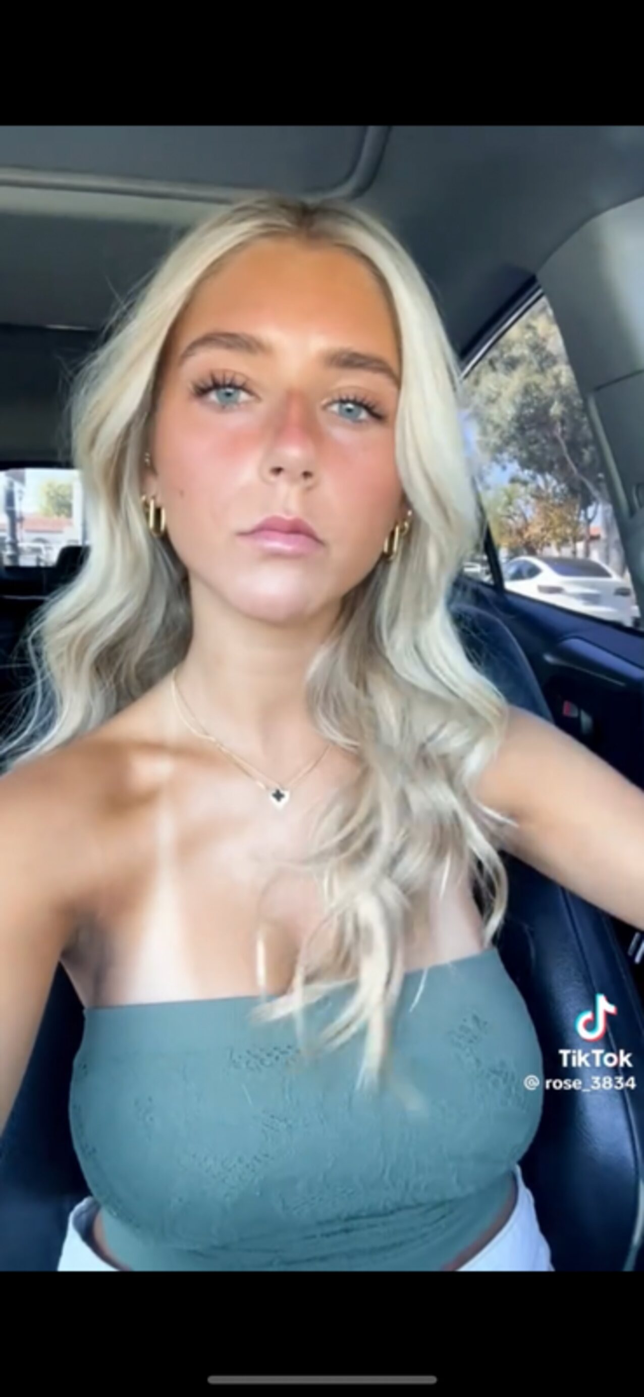 big tits blonde beautiful