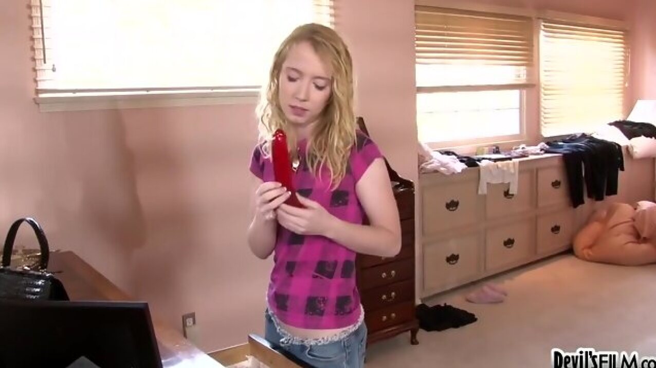 teen skinny pornstar