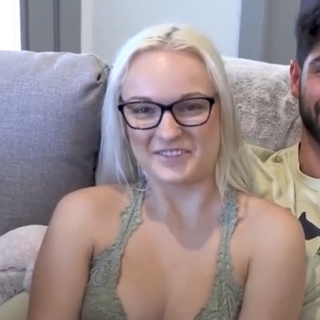 victoria glasses blonde