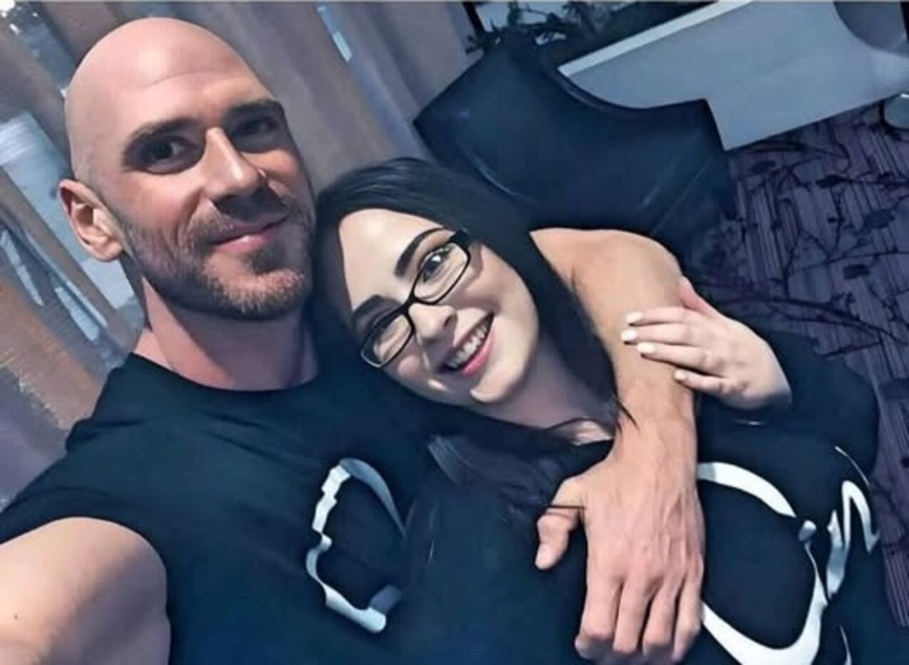 johnny sins glasses america