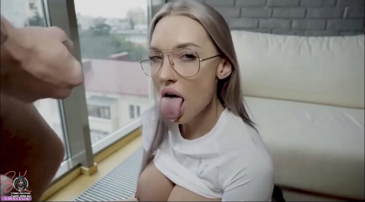 blonde glasses bigtits