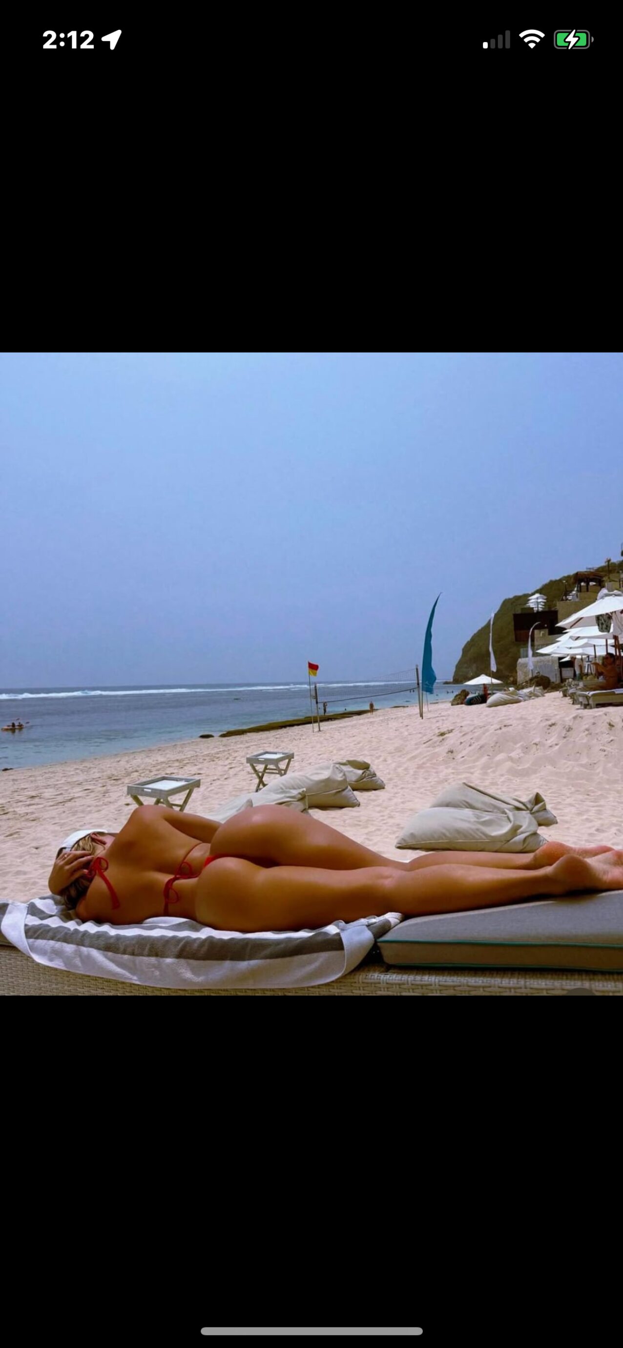 beach bikini ass
