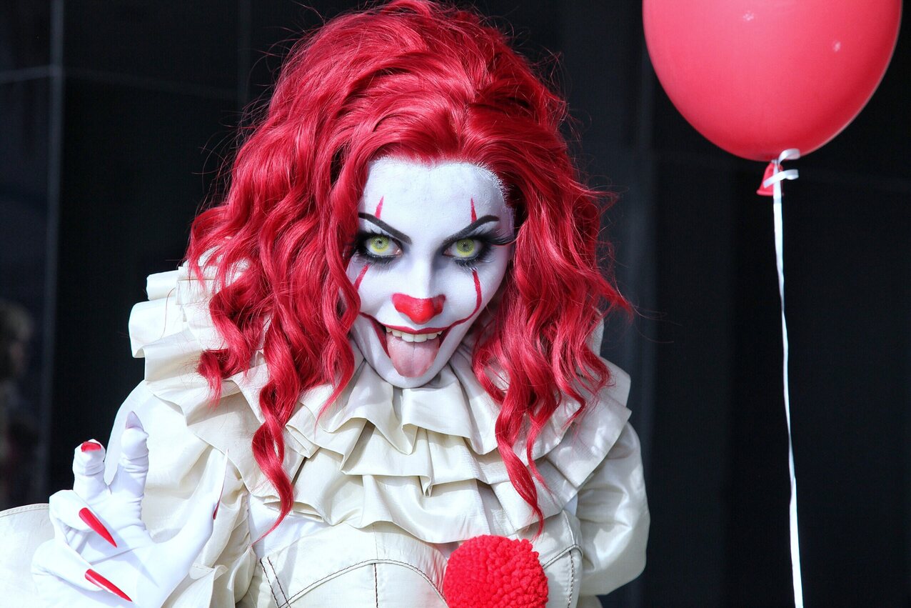 clown straight sloppy