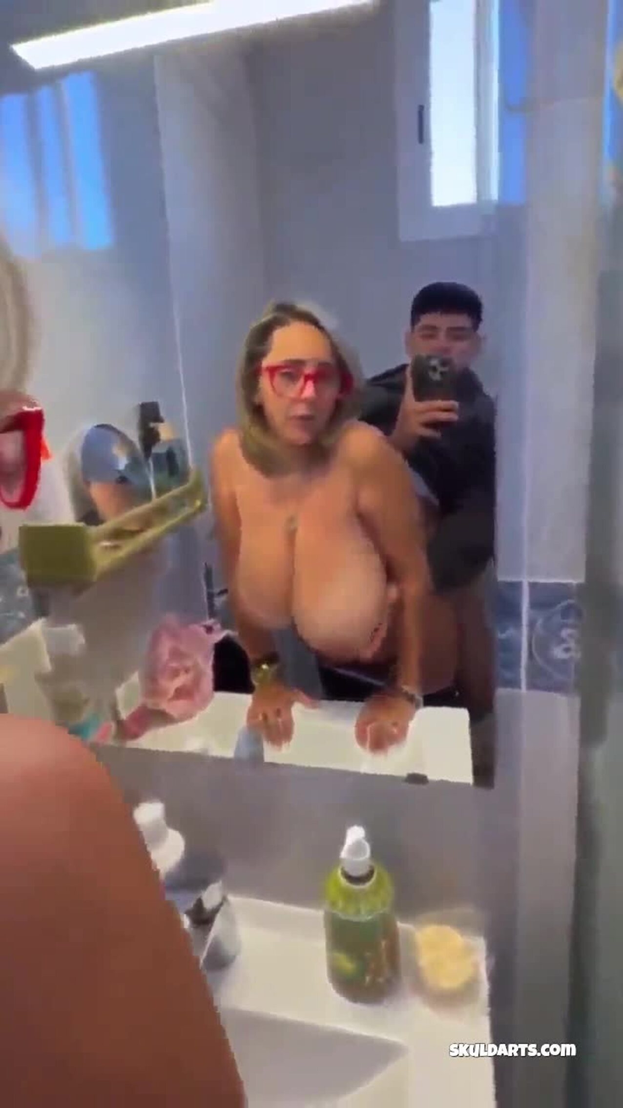 milf blonde big tits