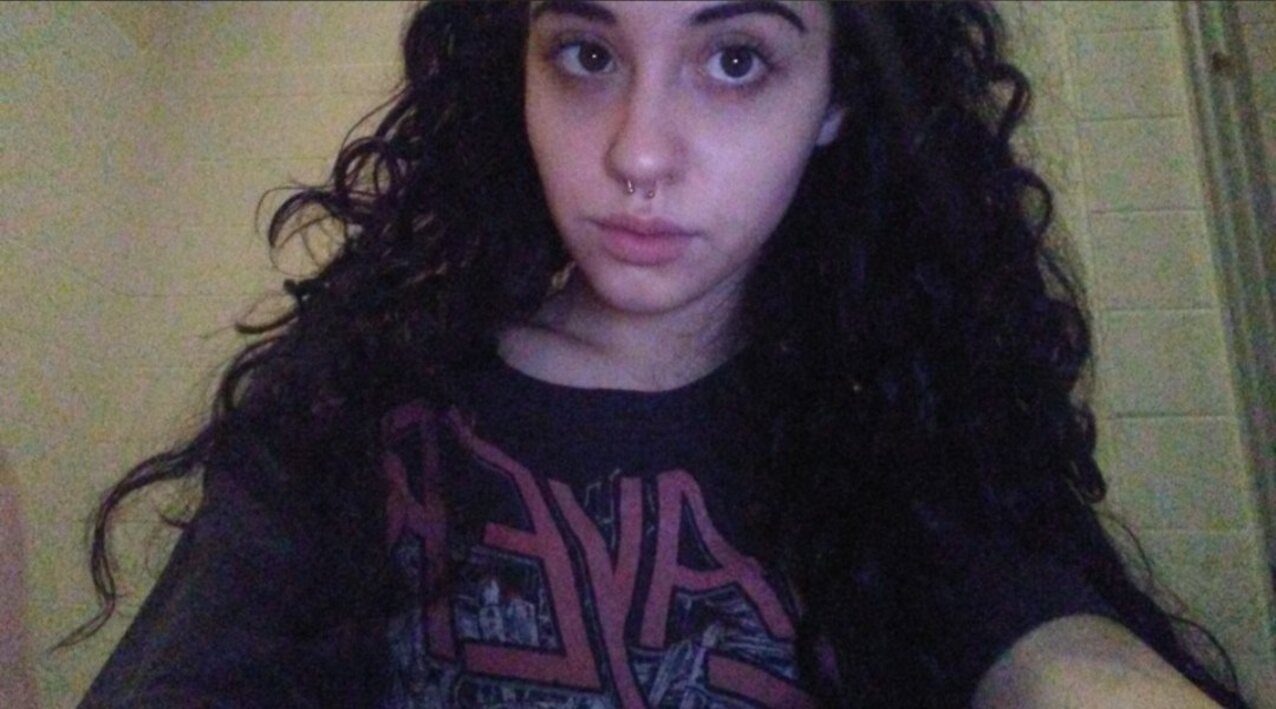 amateur curly white