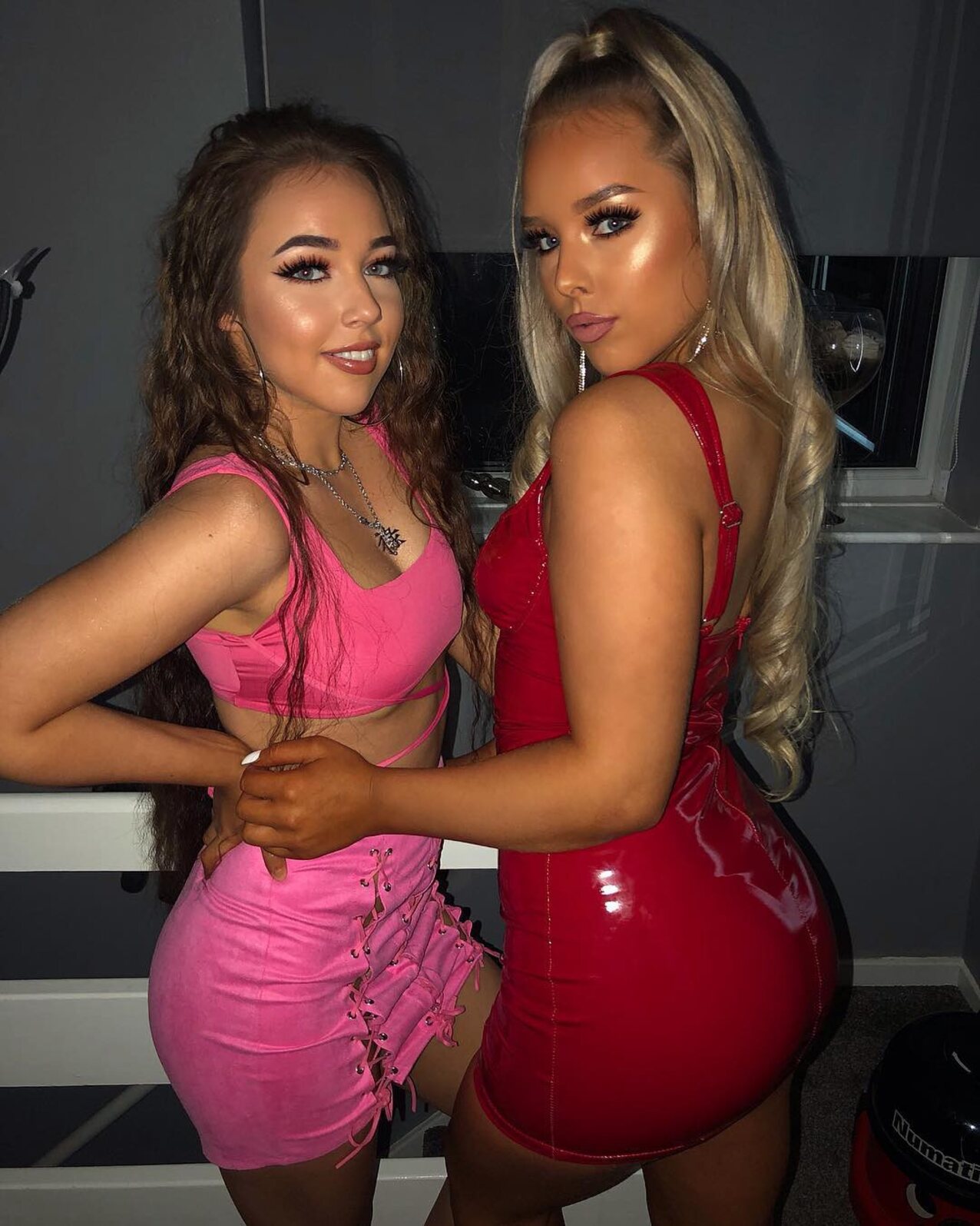 bimbo latex cute