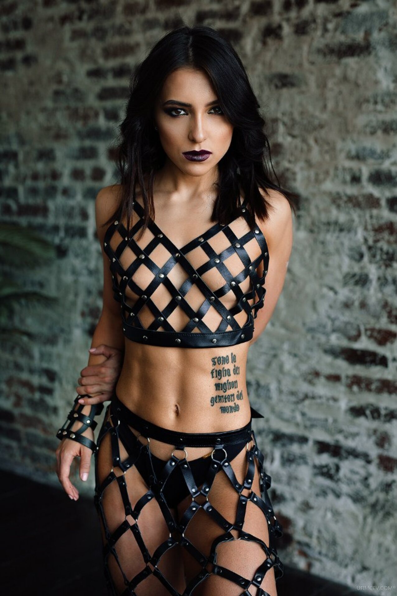 latex makeup fit