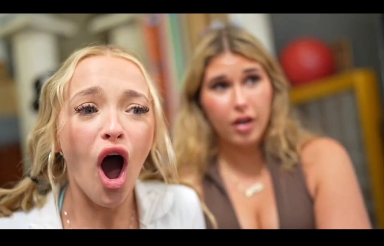gangbang blonde deepthroat