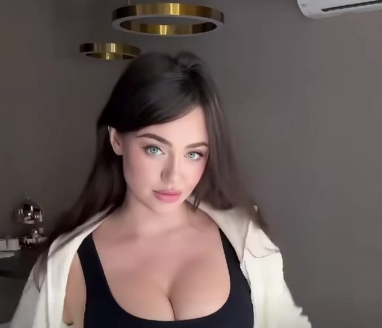 big boobs sexy curvy