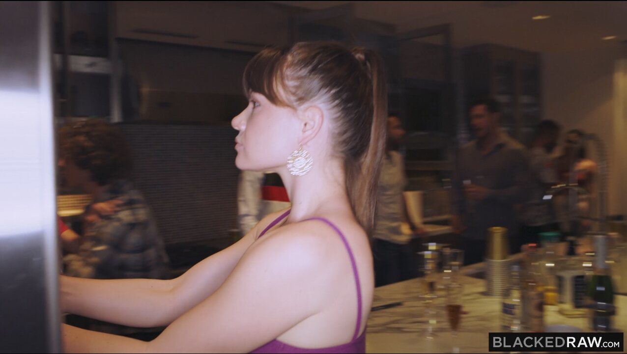 amateur brunette dress