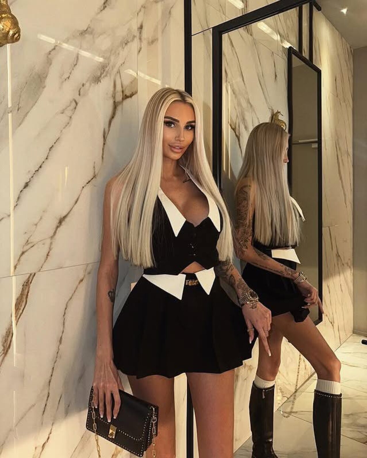 skinny blonde hot