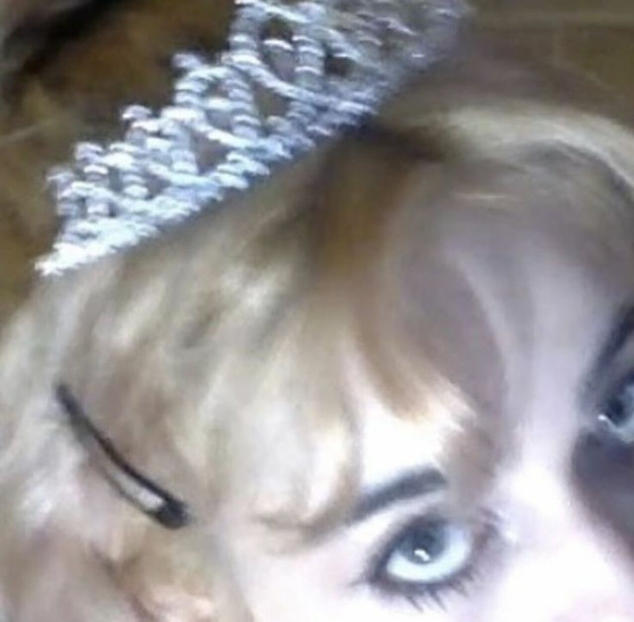 eyes eyeliner blonde