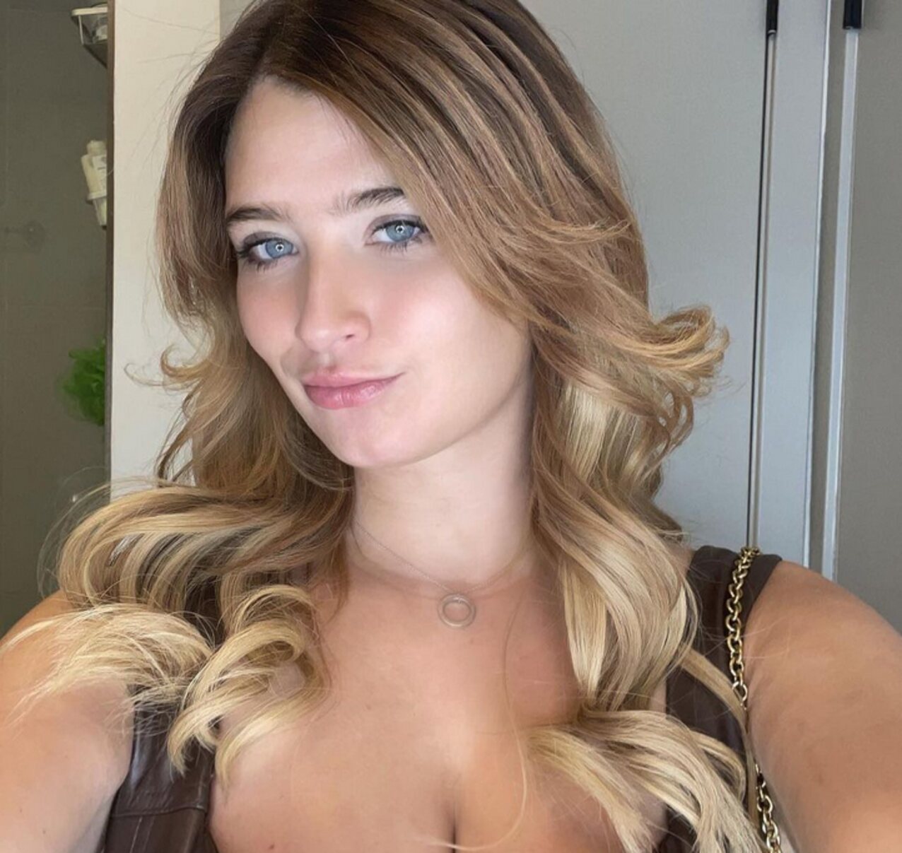blonde natural big tits