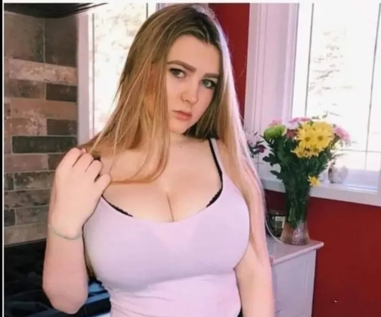 big tits blonde hot