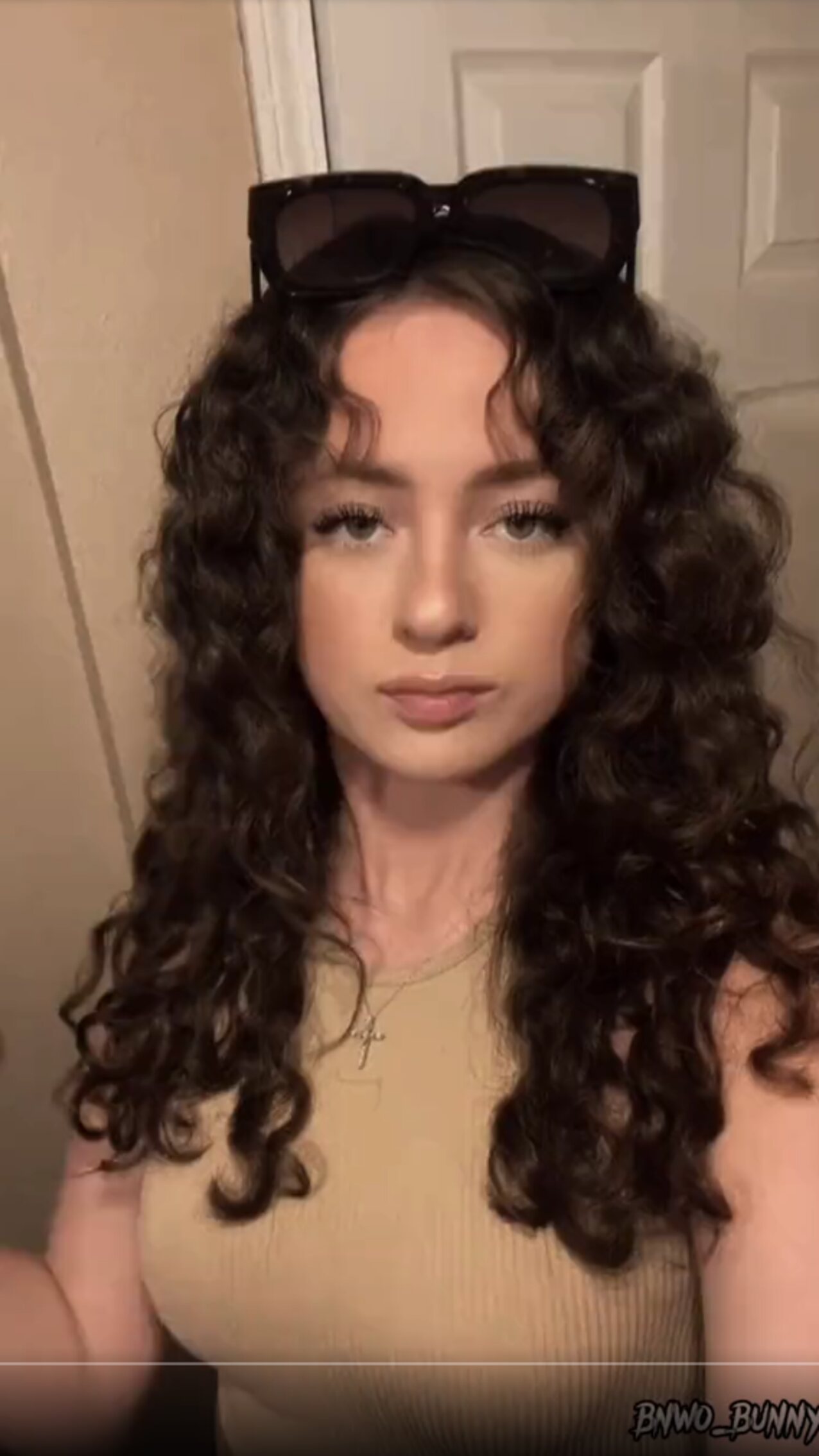 curly hair white pawg