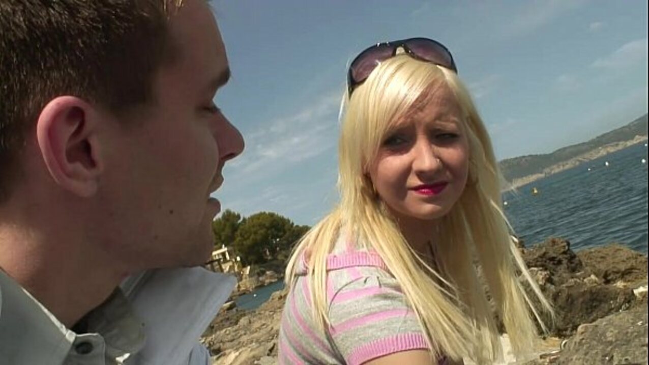 blonde milf beautiful