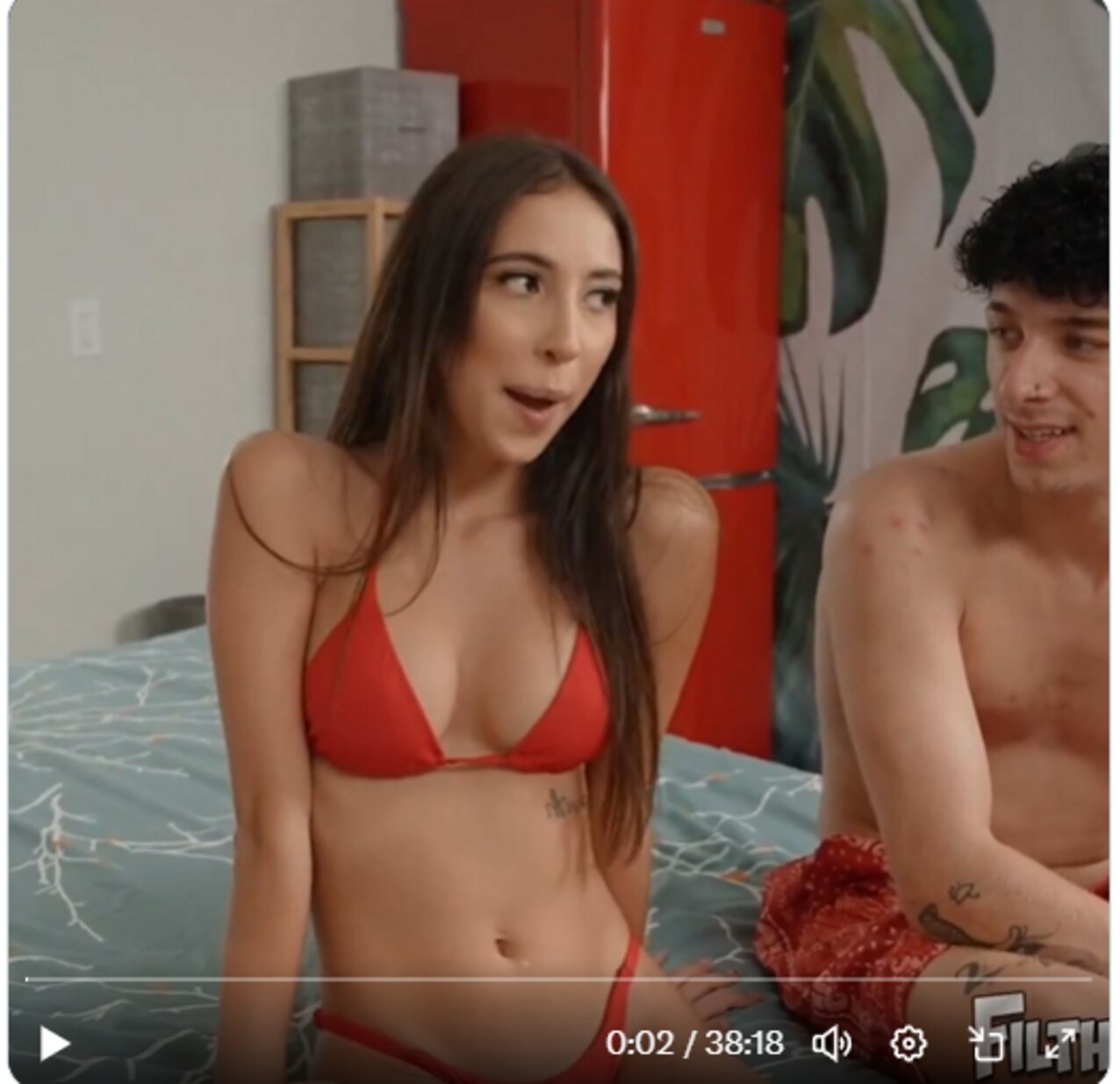 brunete treesome sex
