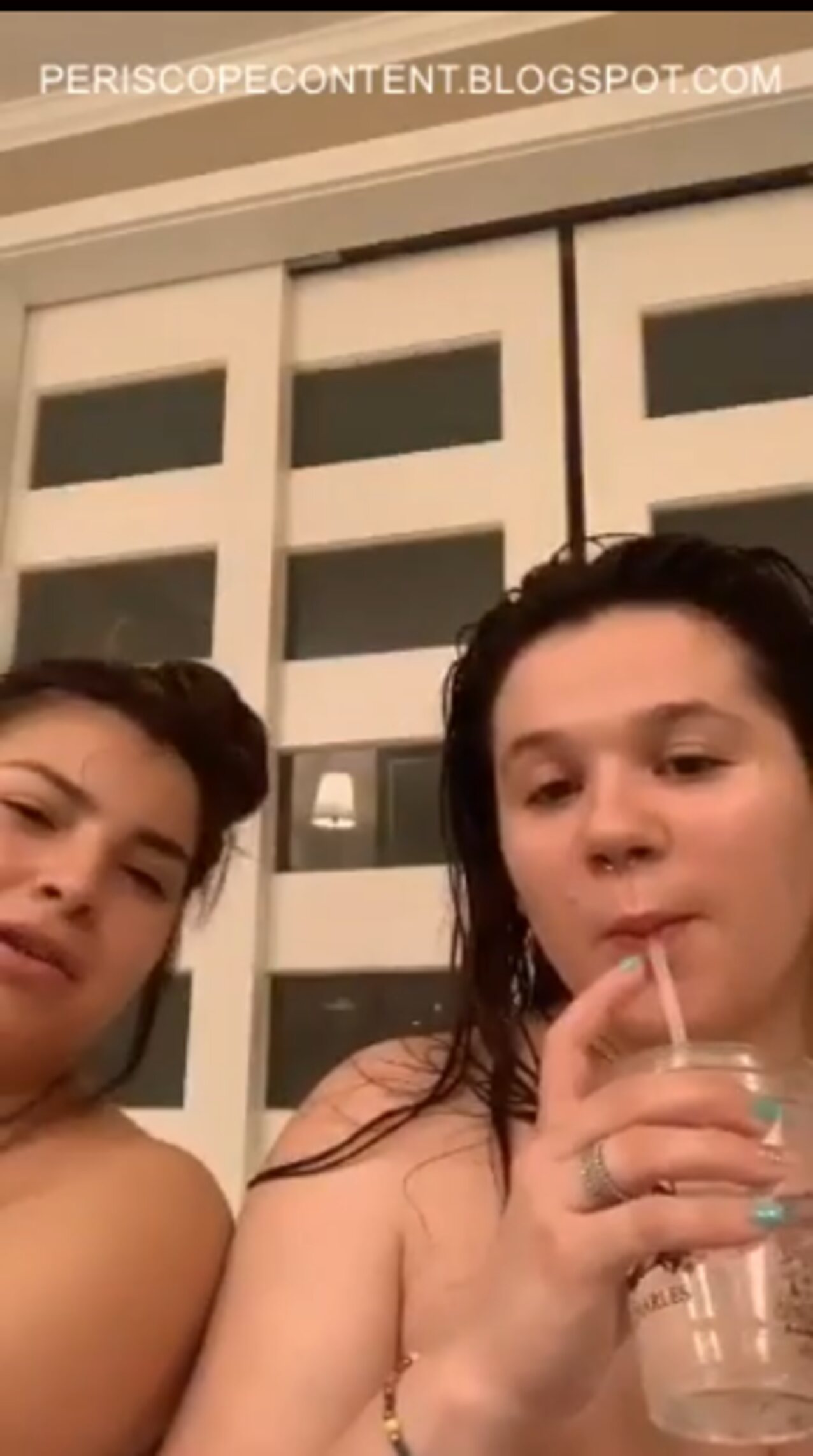 periscope live two girls