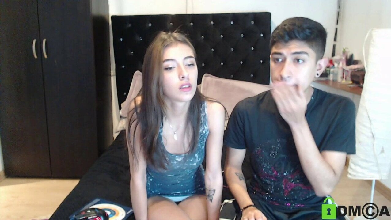 camgirl swallow blowjob