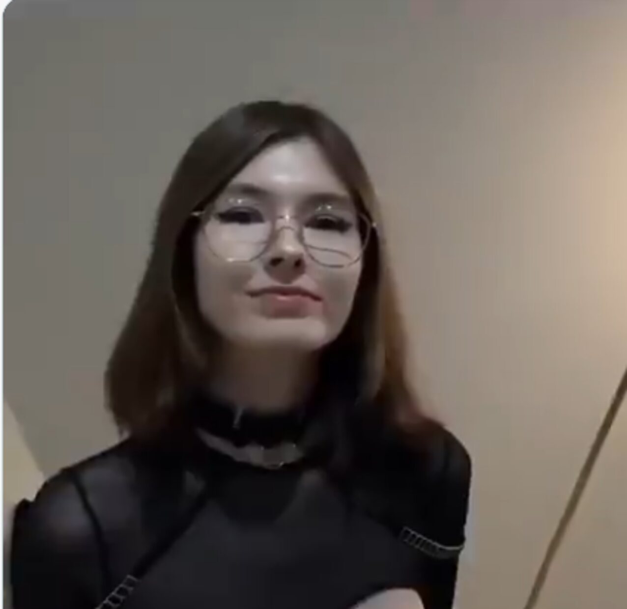 amateur glasses big tits